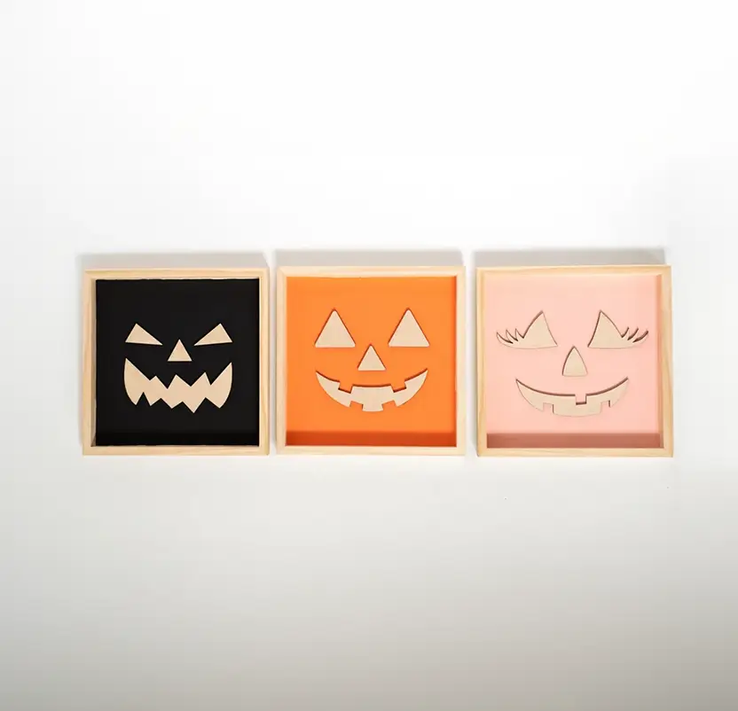 Cuadros decorativos de madera con motivos de Halloween. Perfecto para decorar tu hogar u oficina durante la temporada de Halloween.